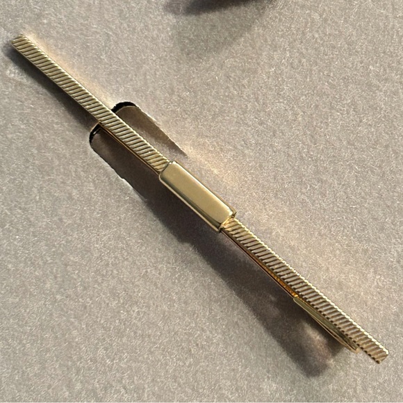 Men’s Collar Bar Slide Holder Goldtone - Picture 1 of 5